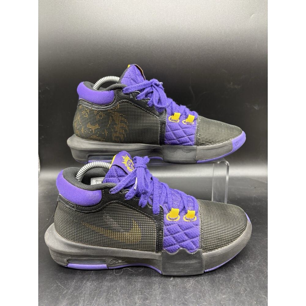 Nike LeBron Witness 8 Mens Size 8 Black Purple Gold Basketball Shoes Sneakers